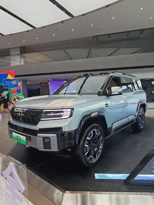 佛山44比亚迪方程豹硬派越野的爆款，英菲尼迪35周年与你共成长